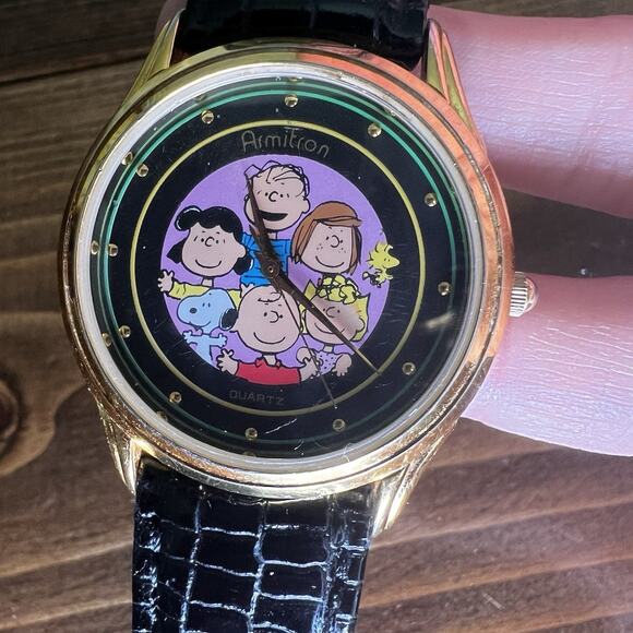 VTG Armitron Peanuts Characters watch GoldTone Black Leather Strap Needs Battery - Picture 3 of 16